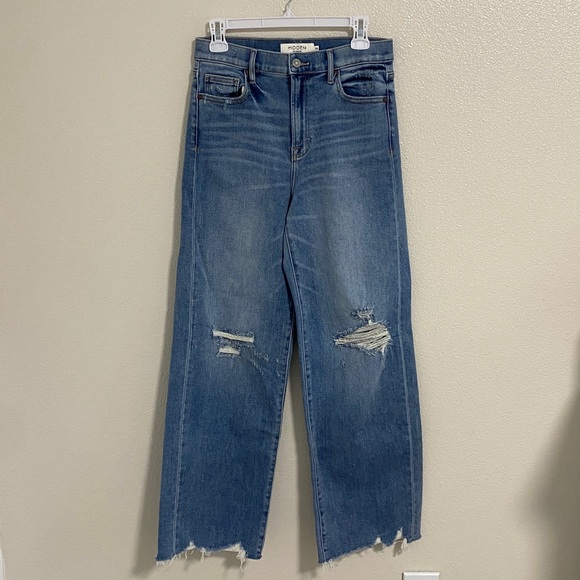 Women’s Hidden Jeans. - Picture 2 of 4